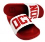 Parádní a pohodlné červené pantofle od značky Octagon s bílým nápisem Octagon na červeném nártu. 